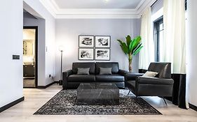 Gran Via Suite, By Presidence Rentals