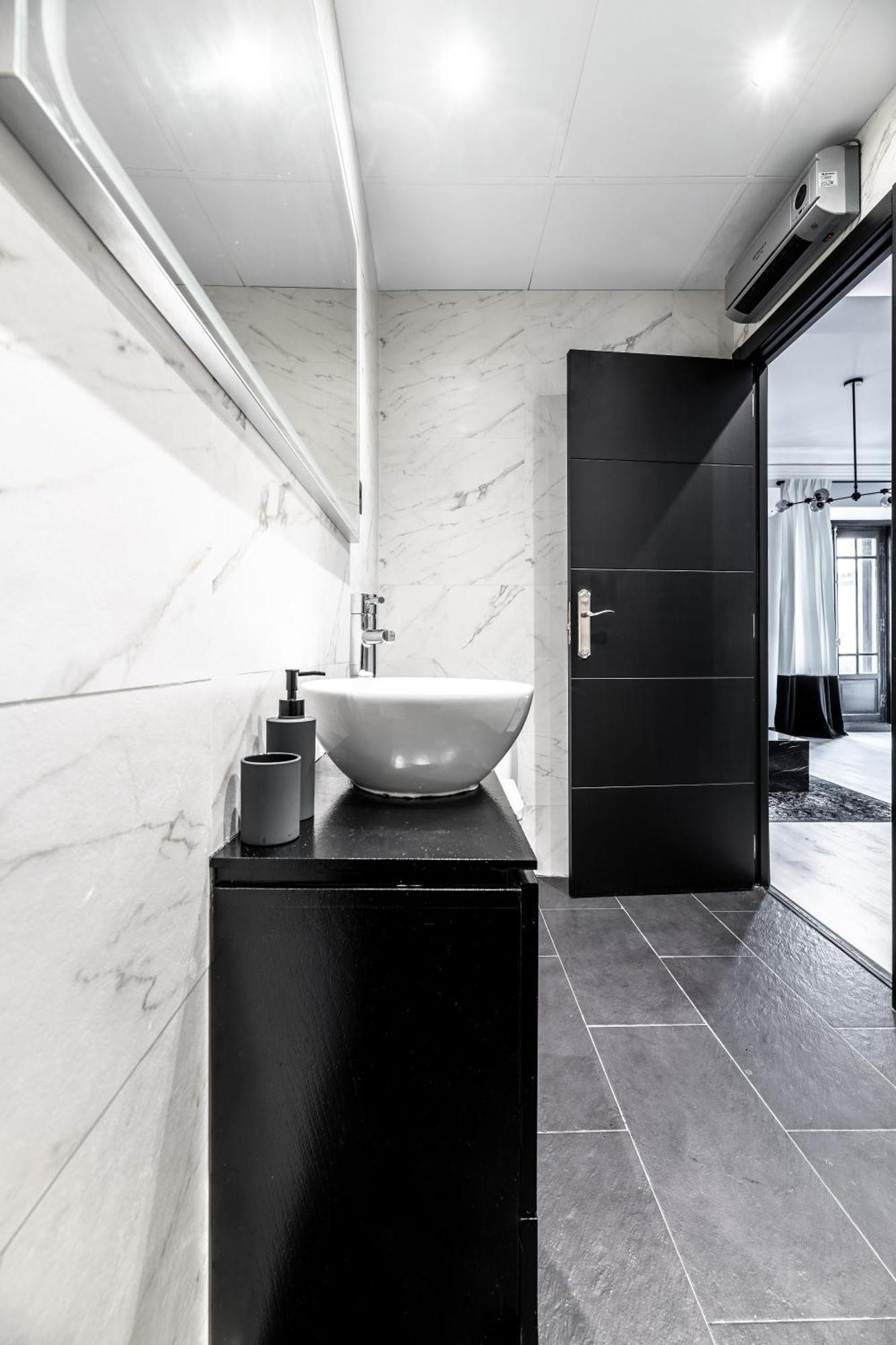 Gran Via Suite, By Presidence Rentals Madrid Exterior foto